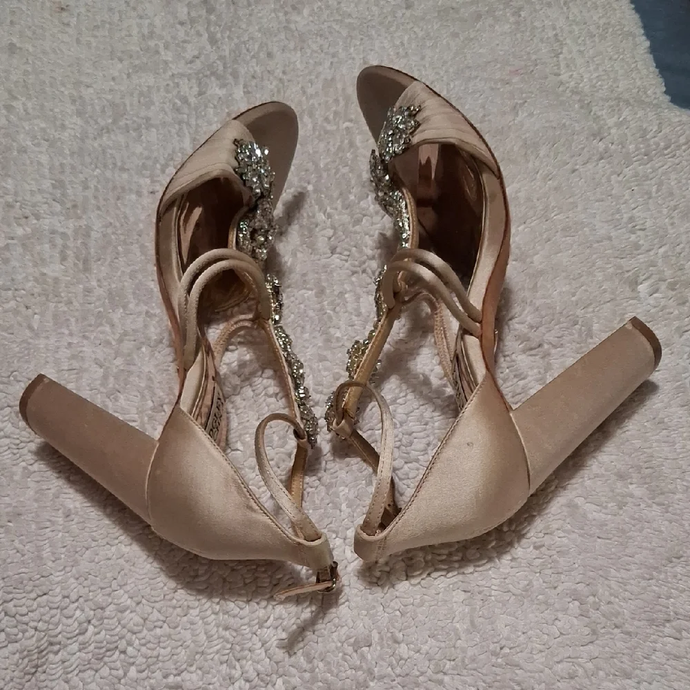 Badgley Mischka Champagne Satin Crystal T-Strap Heels - Picture 4 of 10